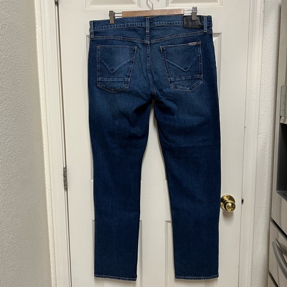 Hudson Distressed Blue Jeans in Excellent Used Condition. - Picture 4 of 9